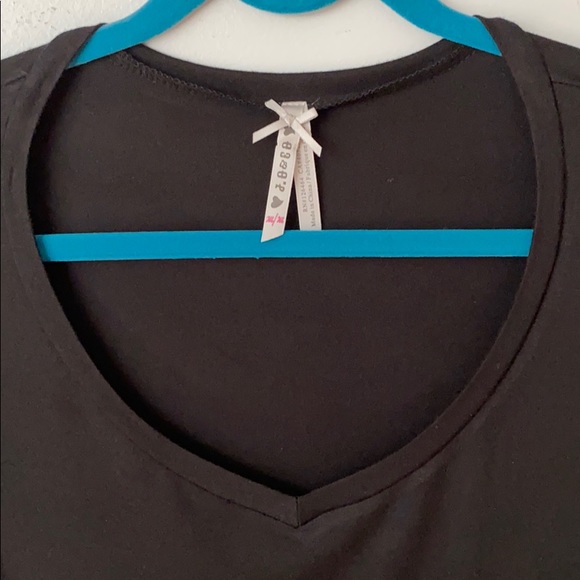 NWT J.O&CO V-Neck Short Sleeve Tee - Picture 2 of 7